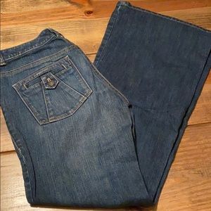 NY and co women’s petite flare jeans